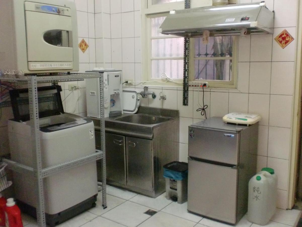 Add Hostel Changhua stad Exteriör bild